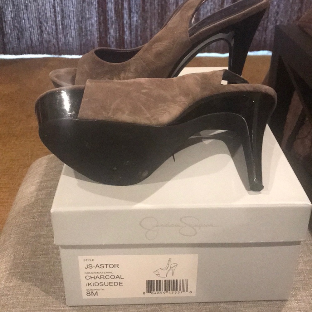 Shoes - Picture 3 of 3